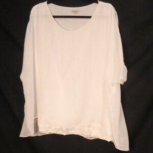 VIA SIGNORIA | 2X | Made In Italy | White 2 Ply Shirt | Lace Bottom Trim